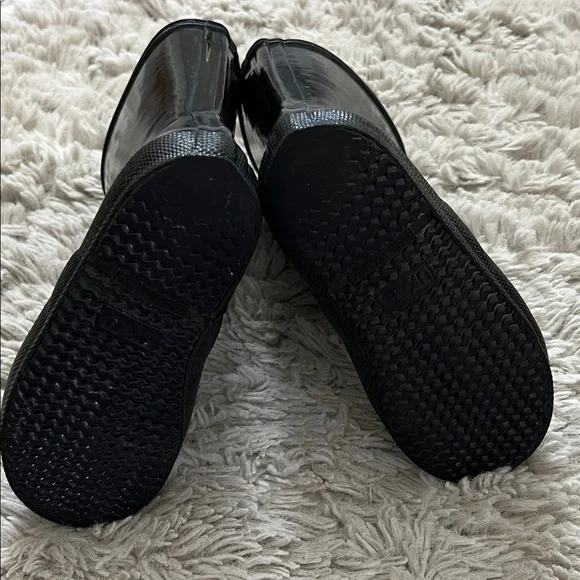 Hunter Kids First Gloss Rain Boots - Picture 12 of 13